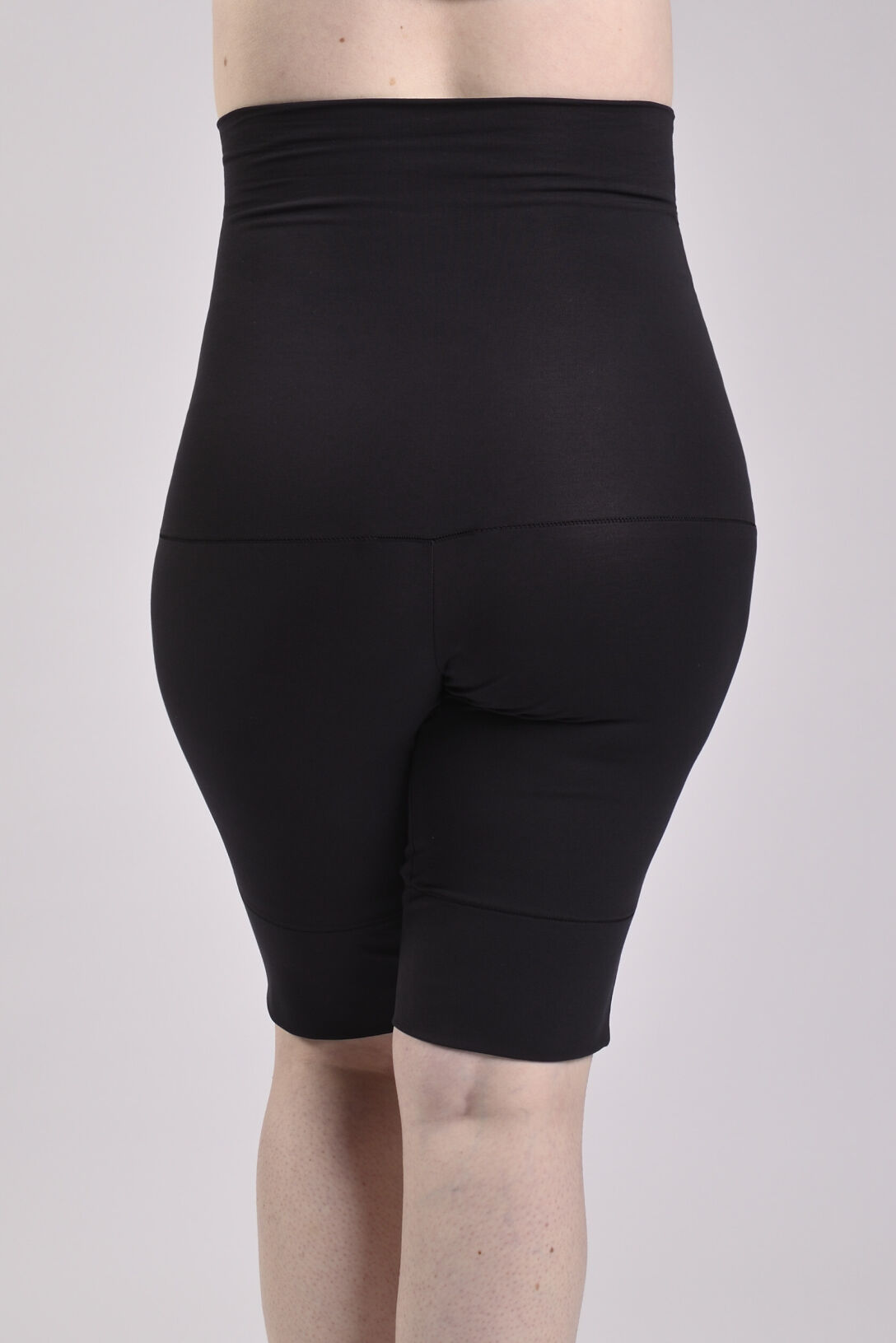 SHORT HIGH WAIST PANTS