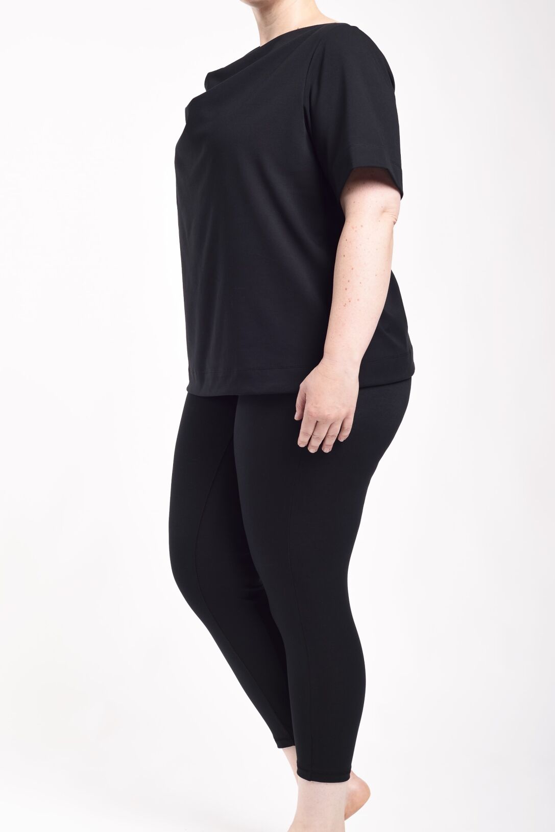 REVERSIBLE HIGH WAIST PANTS